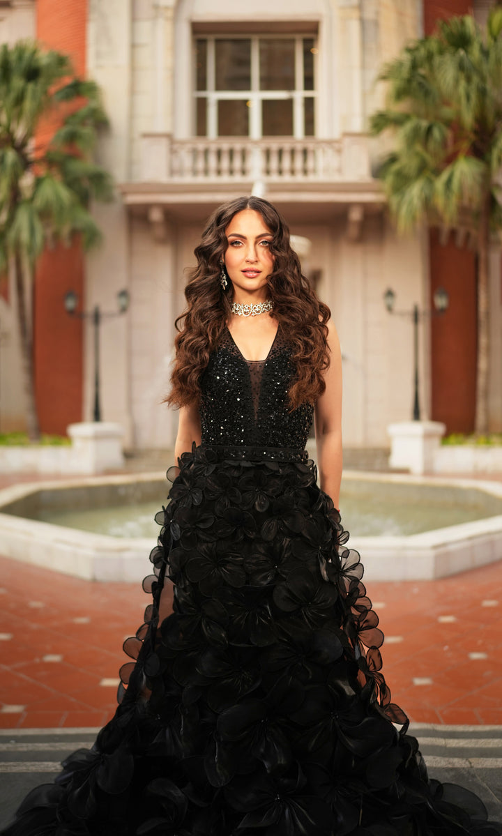 BLACK FLORAL TEXTURED GOWN